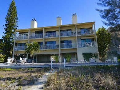 DIRECT GULF VIEWS INDIAN SHORES 2 BEDROOM CONDO